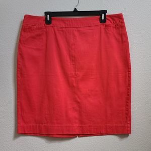 PLUS SIZE WOMAN'S SKIRT.